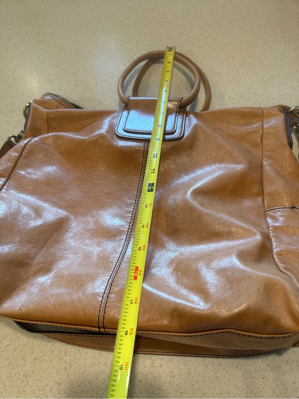 HOBO Sheila Satchel - Picture 15 of 16
